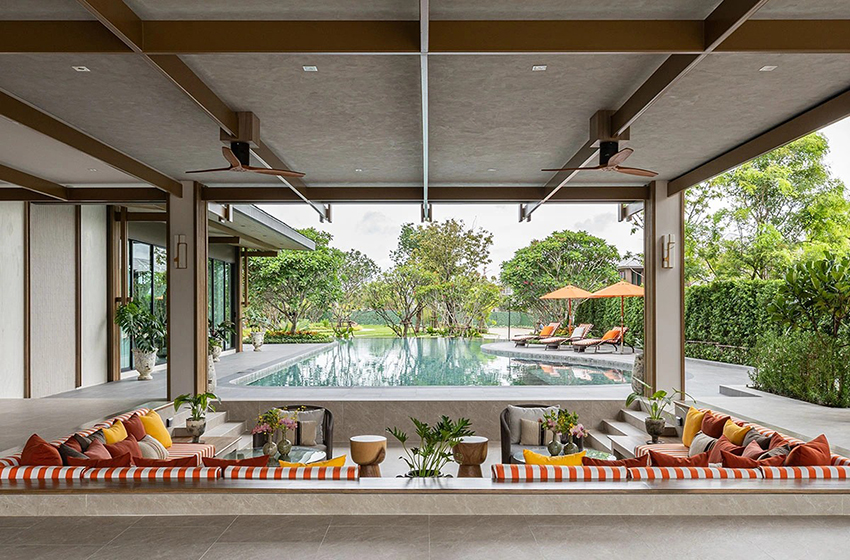 House with Shared Pool in Krung Thep Kritha 